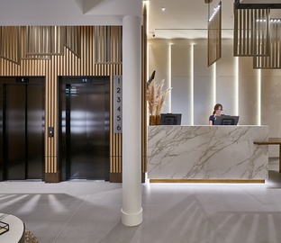 Hall  Vincci Larios Diez Málaga